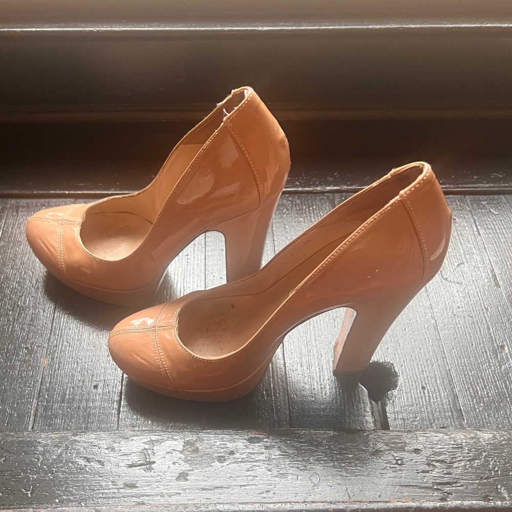 Pura Lopez Tan Leather Heels